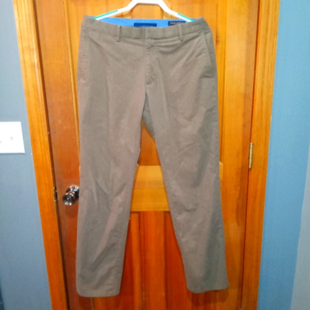 Banana Republic brown classic fit pants size 32x34